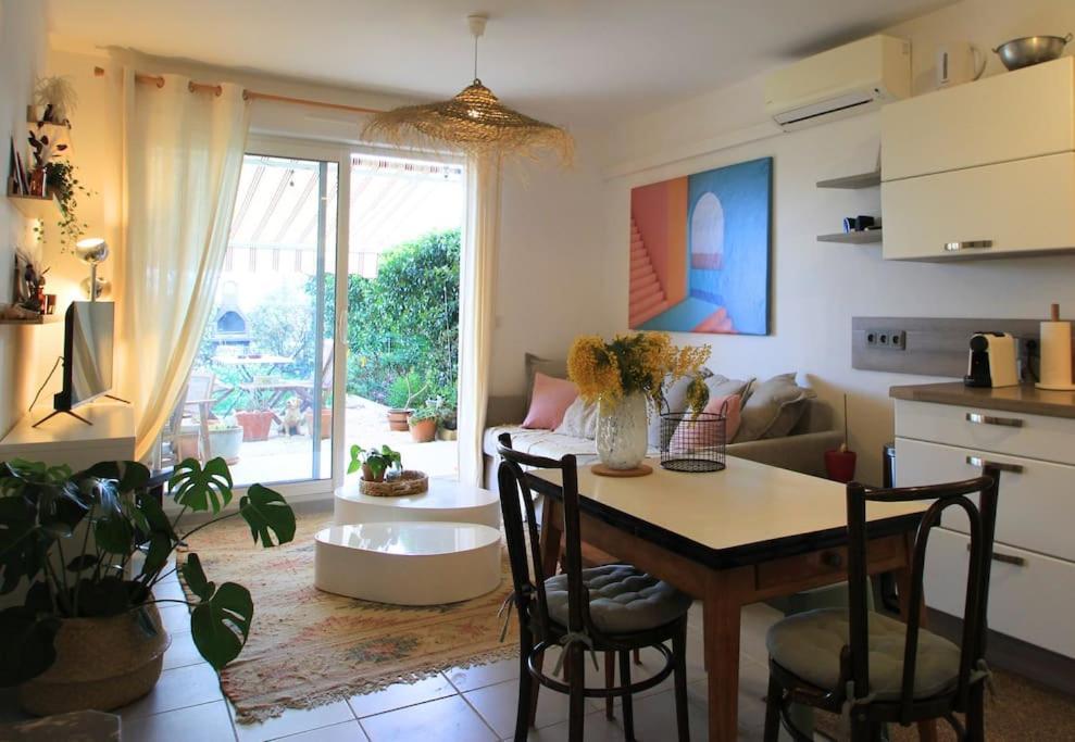 Cosy Appartement Entre Vignes Et Garrigue Avec Piscine Peret ภายนอก รูปภาพ