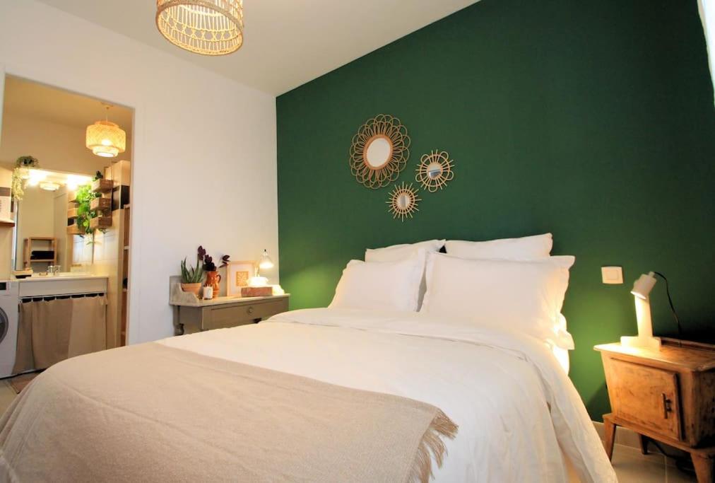 Cosy Appartement Entre Vignes Et Garrigue Avec Piscine Peret ภายนอก รูปภาพ